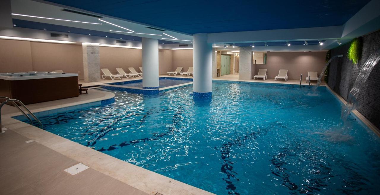 Agsel Hotel & Spa ティラナ エクステリア 写真